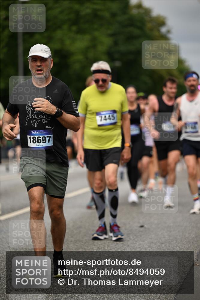29.06.2025 - hella hamburg halbmarathon Dr. Thomas Lammeyer http://msf.ph/oto/8494059 29.06.2025 10:22:41 Kennedybrücke 1234, 1521, 1820, 2335, 2634, 2821, 3125, 3202, 4123, 4383, 5264, 5266, 5611, 5733, 5909, 5910, 6413, 7121, 7413, 7445, 7454, 7838, 8067, 8341, 8665, 9222, 9276, 9505, 9844, 10174, 10467, 10502, 10659, 10856, 11020 meine-sportfotos.de