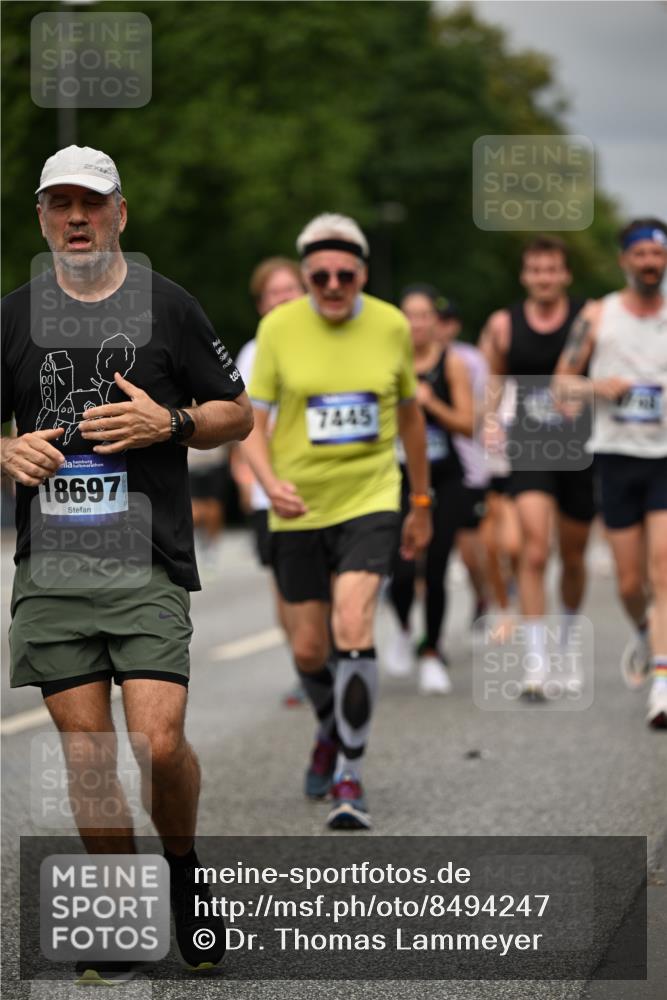 29.06.2025 - hella hamburg halbmarathon Dr. Thomas Lammeyer http://msf.ph/oto/8494247 29.06.2025 10:22:41 Kennedybrücke 1234, 1521, 1820, 2335, 2634, 2821, 3125, 3202, 4123, 4383, 5264, 5266, 5611, 5733, 5909, 5910, 6413, 7121, 7413, 7445, 7454, 7838, 8067, 8341, 8665, 9222, 9276, 9505, 9844, 10174, 10467, 10502, 10659, 10856, 11020 meine-sportfotos.de