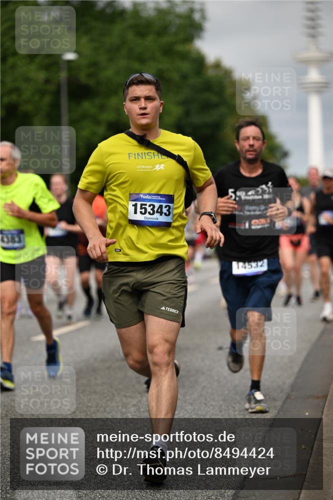 29.06.2025 - hella hamburg halbmarathon Dr. Thomas Lammeyer http://msf.ph/oto/8494424 29.06.2025 10:22:47 Kennedybrücke 1234, 1521, 2335, 2821, 3202, 3321, 3591, 3592, 4123, 4383, 5049, 5264, 5266, 5611, 5733, 5910, 6413, 7121, 7214, 7445, 7454, 8067, 8341, 8665, 8799, 9222, 9276, 9505, 9549, 9658, 10172, 10467, 10502, 10687, 10856, 11020 meine-sportfotos.de