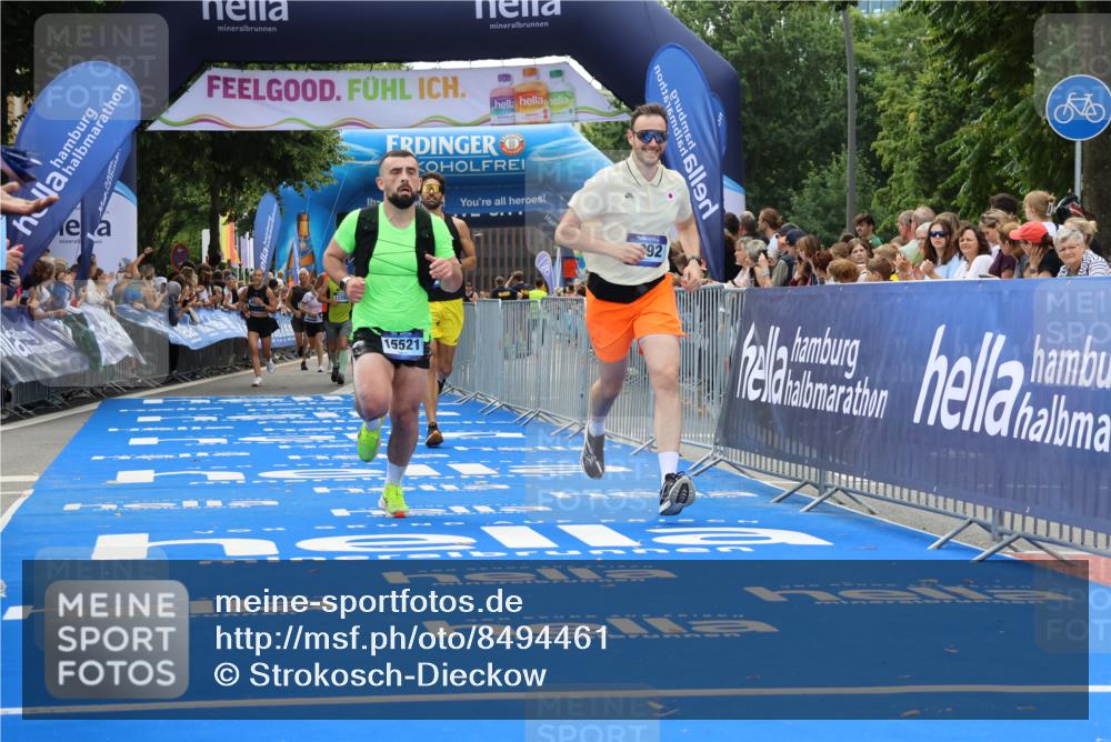 29.06.2025 - hella hamburg halbmarathon Strokosch-Dieckow http://msf.ph/oto/8494461 29.06.2025 10:41:51 Ziel 1169, 1763, 7092, 7363, 8694, 10415, 11765, 14346, 15521, 15935, 16507 meine-sportfotos.de