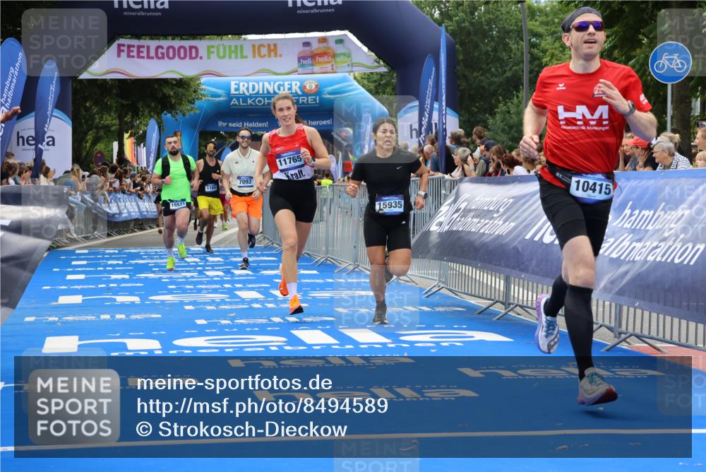 29.06.2025 - hella hamburg halbmarathon Strokosch-Dieckow http://msf.ph/oto/8494589 29.06.2025 10:41:49 Ziel 1169, 1512, 1763, 7092, 10415, 11765, 14346, 15521, 15535, 15935, 16507 meine-sportfotos.de