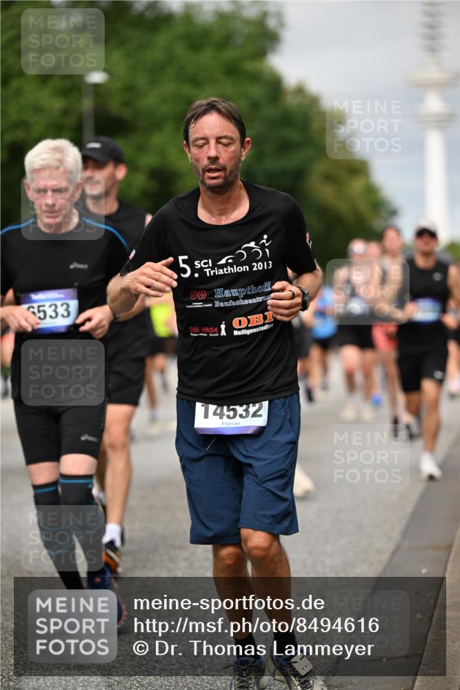 29.06.2025 - hella hamburg halbmarathon Dr. Thomas Lammeyer http://msf.ph/oto/8494616 29.06.2025 10:22:49 Kennedybrücke 1234, 1521, 2335, 2821, 3202, 3321, 3591, 3592, 4123, 4383, 5049, 5264, 5266, 5611, 5733, 5910, 6413, 7121, 7214, 7445, 7454, 8067, 8341, 8665, 8799, 9222, 9276, 9505, 9549, 9658, 10172, 10467, 10502, 10687, 10856, 11020 meine-sportfotos.de