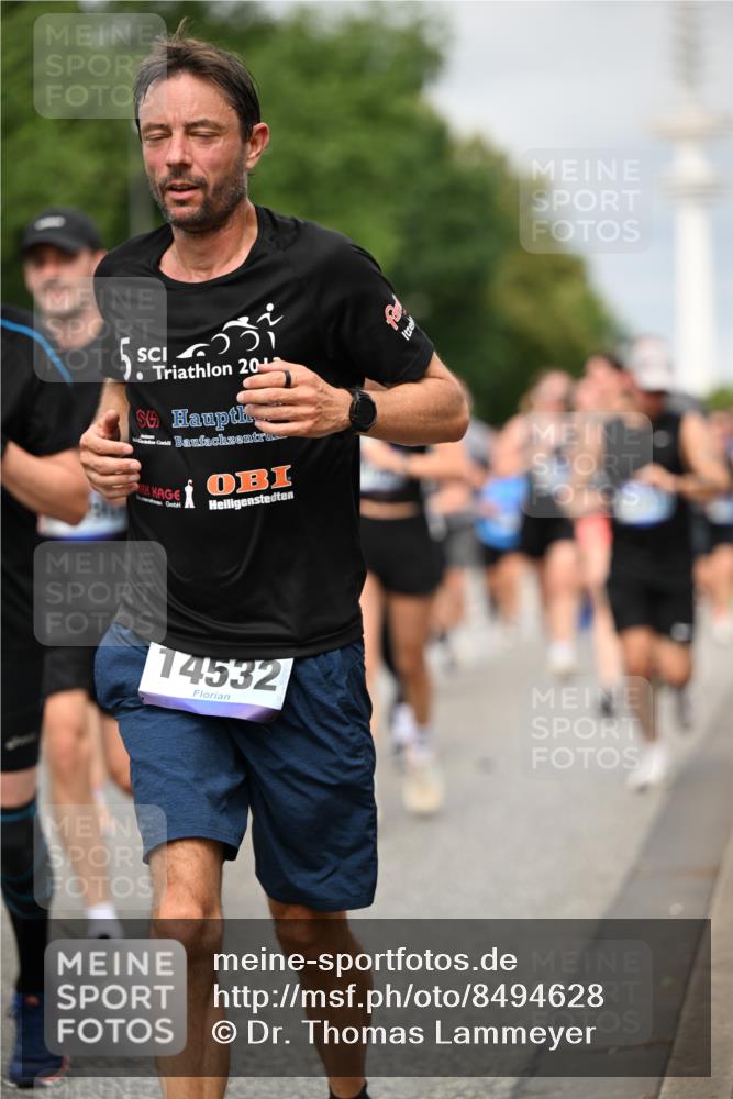 29.06.2025 - hella hamburg halbmarathon Dr. Thomas Lammeyer http://msf.ph/oto/8494628 29.06.2025 10:22:49 Kennedybrücke 1234, 1521, 2335, 2821, 3202, 3321, 3591, 3592, 4123, 4383, 5049, 5264, 5266, 5611, 5733, 5910, 6413, 7121, 7214, 7445, 7454, 8067, 8341, 8665, 8799, 9222, 9276, 9505, 9549, 9658, 10172, 10467, 10502, 10687, 10856, 11020 meine-sportfotos.de