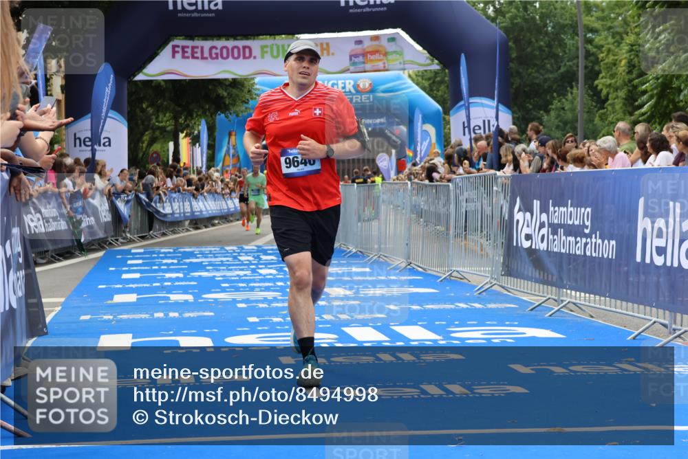 29.06.2025 - hella hamburg halbmarathon Strokosch-Dieckow http://msf.ph/oto/8494998 29.06.2025 10:41:40 Ziel 1512, 1763, 9640, 9885, 10415, 13714, 14346, 15535, 16084, 18491 meine-sportfotos.de