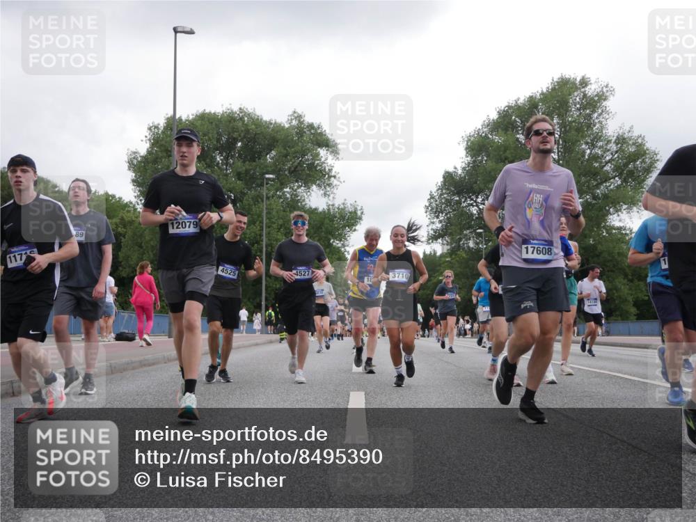 29.06.2025 - hella hamburg halbmarathon Luisa Fischer http://msf.ph/oto/8495390 29.06.2025 10:53:32 Kennedybrücke 1, 117, 89, 12079, 4527, 4525, 18, 5830, 3710, 721, 17608, 14144, 2160, 3680, 3701, 3710, 4168, 5552, 7721, 7722, 8299, 9940 meine-sportfotos.de