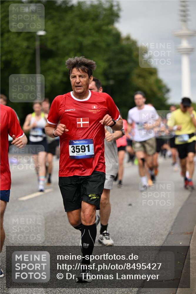 29.06.2025 - hella hamburg halbmarathon Dr. Thomas Lammeyer http://msf.ph/oto/8495427 29.06.2025 10:23:01 Kennedybrücke 1349, 1521, 2096, 2311, 2781, 3026, 3202, 3321, 3591, 3592, 4718, 4845, 5049, 5264, 5266, 5323, 5611, 5733, 5910, 6194, 6413, 6477, 6482, 7051, 7121, 7214, 7454, 7566, 7844, 8665, 8799, 9505, 9549, 9652, 9658, 9756, 9757, 9964, 10037, 10172, 10467, 10502, 10687, 10816, 10856, 11020 meine-sportfotos.de