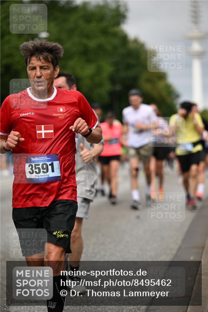 29.06.2025 - hella hamburg halbmarathon Dr. Thomas Lammeyer http://msf.ph/oto/8495462 29.06.2025 10:23:02 Kennedybrücke 1349, 1521, 2096, 2311, 2781, 3026, 3202, 3321, 3529, 3591, 3592, 4718, 4845, 5049, 5264, 5266, 5323, 5611, 5733, 5910, 6194, 6413, 6477, 6482, 7051, 7121, 7214, 7454, 7566, 7844, 8665, 8799, 9505, 9549, 9652, 9658, 9756, 9757, 9964, 10037, 10172, 10467, 10502, 10687, 10816, 10856, 11020 meine-sportfotos.de