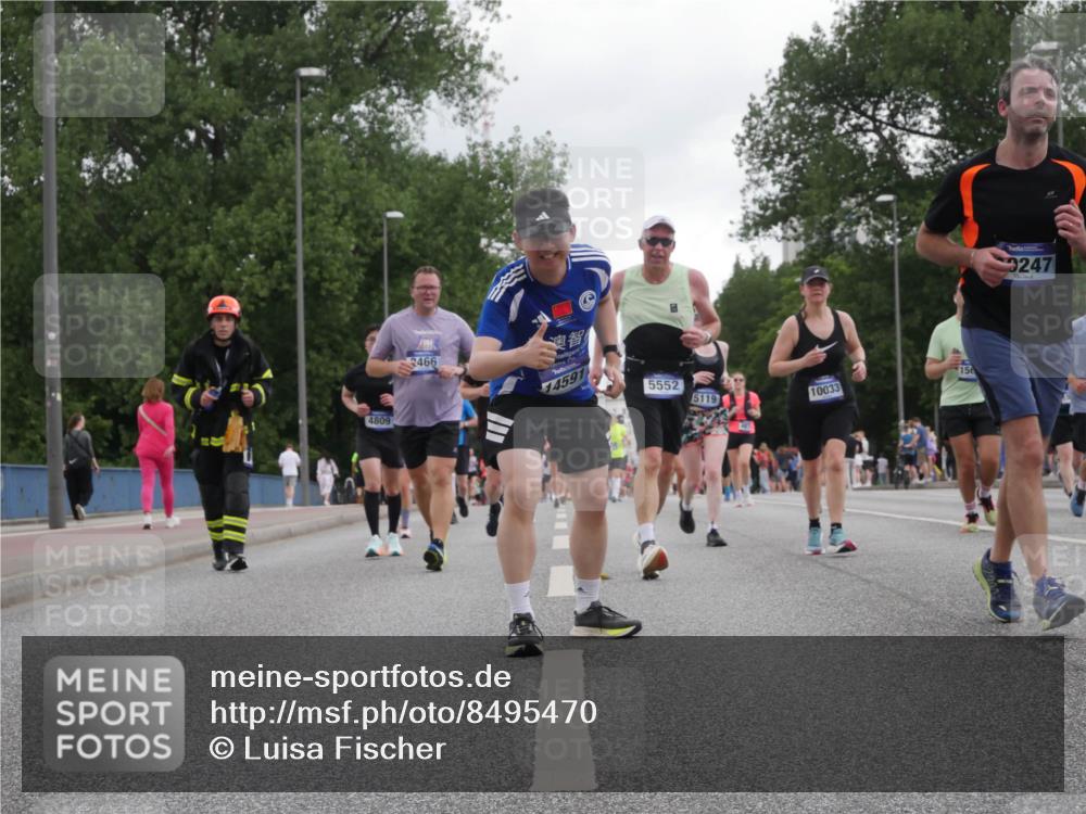 29.06.2025 - hella hamburg halbmarathon Luisa Fischer http://msf.ph/oto/8495470 29.06.2025 10:53:39 Kennedybrücke 4809, 2466, 14591, 5552, 5119, 10033, 156, 9247, 1259, 1625, 3680, 4870, 5119, 5552, 6015, 7721, 7722, 8299, 10033 meine-sportfotos.de