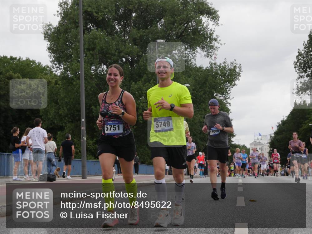 29.06.2025 - hella hamburg halbmarathon Luisa Fischer http://msf.ph/oto/8495622 29.06.2025 10:53:53 Kennedybrücke 5751, 5749, 18086, 46957677, 1487, 1511, 2047, 4642, 4695, 7133, 7161, 7677, 9096 meine-sportfotos.de