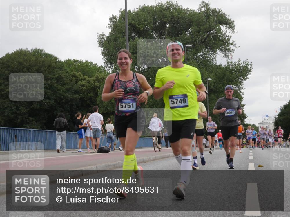 29.06.2025 - hella hamburg halbmarathon Luisa Fischer http://msf.ph/oto/8495631 29.06.2025 10:53:53 Kennedybrücke 5751, 5749, 1129, 18086, 1487, 1511, 2047, 4642, 4695, 7133, 7161, 7677, 9096 meine-sportfotos.de