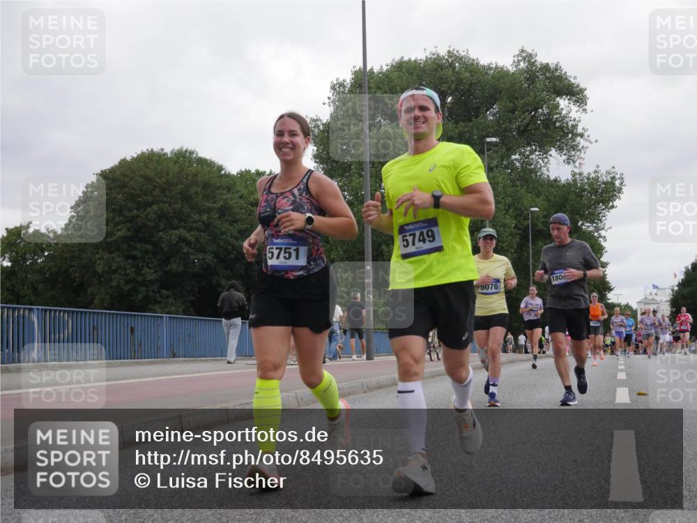 29.06.2025 - hella hamburg halbmarathon Luisa Fischer http://msf.ph/oto/8495635 29.06.2025 10:53:53 Kennedybrücke 5751, 5749, 5076, 180, 18067, 1487, 1511, 2047, 4642, 4695, 7133, 7161, 7677, 9096 meine-sportfotos.de
