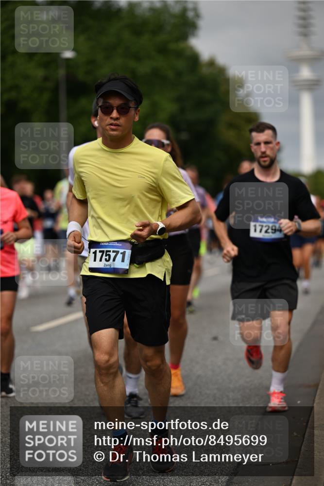 29.06.2025 - hella hamburg halbmarathon Dr. Thomas Lammeyer http://msf.ph/oto/8495699 29.06.2025 10:23:05 Kennedybrücke 1349, 1521, 1718, 2096, 2311, 2781, 3026, 3321, 3529, 3591, 3592, 4718, 4845, 5049, 5098, 5264, 5266, 5323, 5611, 5733, 5910, 6194, 6413, 6477, 6482, 7051, 7214, 7454, 7566, 7844, 8575, 8665, 8799, 9549, 9652, 9658, 9756, 9757, 9964, 10037, 10172, 10467, 10687, 10816 meine-sportfotos.de