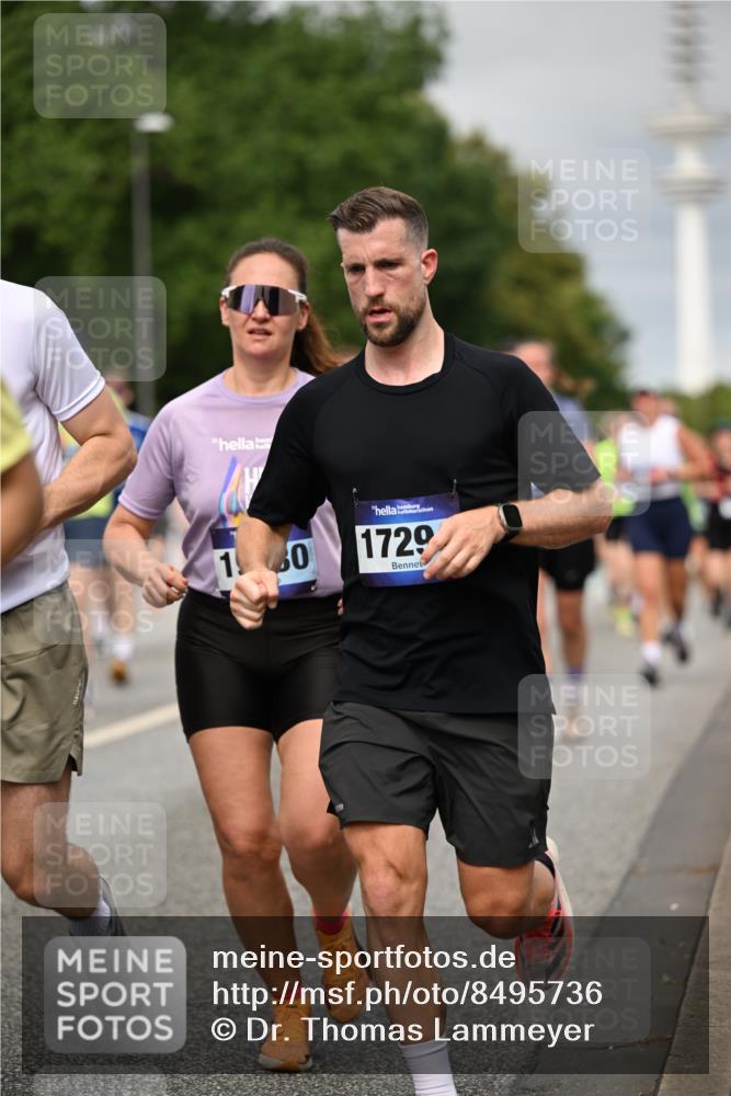 29.06.2025 - hella hamburg halbmarathon Dr. Thomas Lammeyer http://msf.ph/oto/8495736 29.06.2025 10:23:06 Kennedybrücke 1349, 1521, 1718, 2096, 2311, 2781, 3026, 3321, 3529, 3591, 3592, 4718, 4845, 5049, 5098, 5264, 5266, 5323, 5611, 5910, 6194, 6413, 6477, 6482, 7051, 7214, 7454, 7566, 7844, 8575, 8799, 9549, 9652, 9658, 9756, 9757, 9964, 10037, 10172, 10467, 10687, 10816, 11081 meine-sportfotos.de