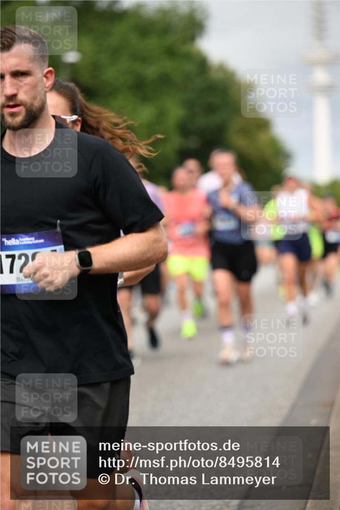 29.06.2025 - hella hamburg halbmarathon Dr. Thomas Lammeyer http://msf.ph/oto/8495814 29.06.2025 10:23:07 Kennedybrücke 1349, 1521, 1718, 2096, 2311, 2781, 3026, 3321, 3529, 3591, 3592, 4718, 4845, 5034, 5049, 5098, 5264, 5266, 5323, 5910, 6194, 6413, 6477, 6482, 7051, 7214, 7252, 7454, 7566, 7844, 8575, 8799, 9549, 9652, 9658, 9756, 9757, 9964, 10037, 10172, 10687, 10816, 11081 meine-sportfotos.de