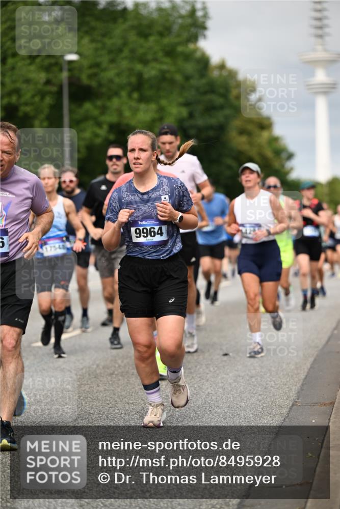 29.06.2025 - hella hamburg halbmarathon Dr. Thomas Lammeyer http://msf.ph/oto/8495928 29.06.2025 10:23:08 Kennedybrücke 1349, 1521, 1718, 2096, 2311, 2781, 3026, 3321, 3529, 3591, 3592, 4718, 4845, 5034, 5049, 5098, 5264, 5266, 5323, 5910, 6194, 6477, 6482, 7051, 7214, 7252, 7454, 7566, 7844, 8575, 8799, 9549, 9652, 9658, 9756, 9757, 9964, 10037, 10172, 10687, 10816, 11081 meine-sportfotos.de