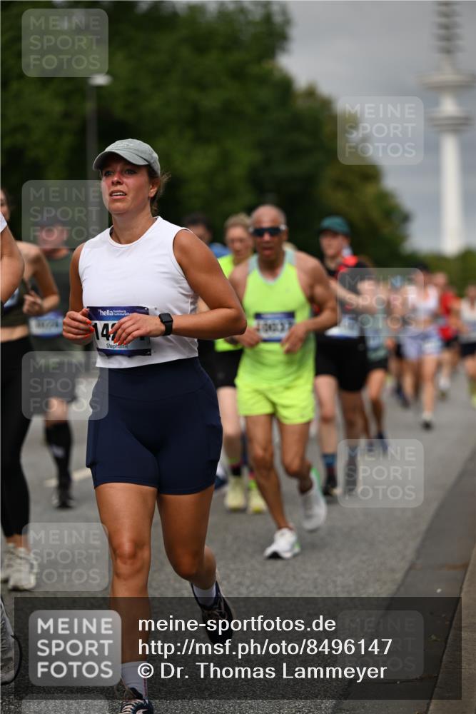 29.06.2025 - hella hamburg halbmarathon Dr. Thomas Lammeyer http://msf.ph/oto/8496147 29.06.2025 10:23:11 Kennedybrücke 1349, 1718, 2096, 2311, 2589, 2781, 2895, 3026, 3105, 3118, 3321, 3529, 3591, 3592, 4718, 4845, 5034, 5049, 5098, 5323, 6194, 6270, 6477, 6482, 7051, 7214, 7252, 7566, 7844, 8575, 8799, 9549, 9652, 9658, 9756, 9757, 9964, 10037, 10172, 10687, 10816, 11081 meine-sportfotos.de