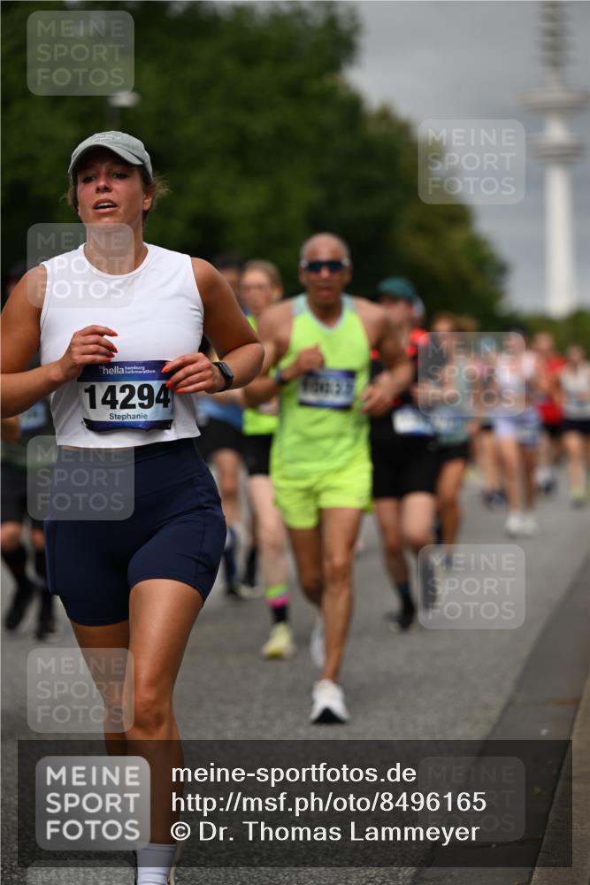 29.06.2025 - hella hamburg halbmarathon Dr. Thomas Lammeyer http://msf.ph/oto/8496165 29.06.2025 10:23:11 Kennedybrücke 1349, 1718, 2096, 2311, 2589, 2781, 2895, 3026, 3105, 3118, 3321, 3529, 3591, 3592, 4718, 4845, 5034, 5049, 5098, 5323, 6194, 6270, 6477, 6482, 7051, 7214, 7252, 7566, 7844, 8575, 8799, 9549, 9652, 9658, 9756, 9757, 9964, 10037, 10172, 10687, 10816, 11081 meine-sportfotos.de