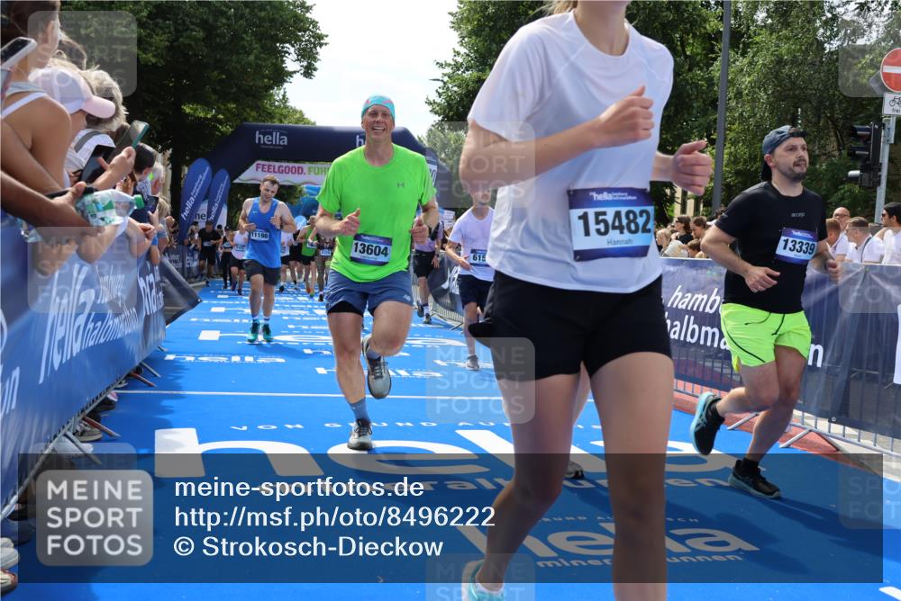 29.06.2025 - hella hamburg halbmarathon Strokosch-Dieckow http://msf.ph/oto/8496222 29.06.2025 11:32:46 Ziel 3786, 6078, 6156, 6502, 6843, 7920, 8355, 10421, 11198, 11338, 12835, 13149, 13227, 13339, 13423, 13604, 13623, 13921, 14032, 14527, 15482, 16778, 18314, 18498, 19100 meine-sportfotos.de
