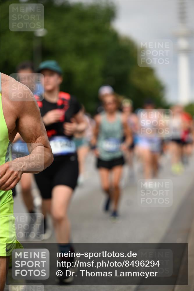 29.06.2025 - hella hamburg halbmarathon Dr. Thomas Lammeyer http://msf.ph/oto/8496294 29.06.2025 10:23:14 Kennedybrücke 1325, 1349, 1718, 1755, 2017, 2096, 2311, 2589, 2781, 2895, 3026, 3105, 3118, 3321, 3529, 3592, 4718, 4722, 4845, 5034, 5098, 5323, 6194, 6270, 6477, 6482, 7051, 7252, 7566, 7844, 8575, 8799, 9252, 9549, 9652, 9658, 9756, 9757, 9964, 10037, 10172, 10687, 10816, 11081 meine-sportfotos.de