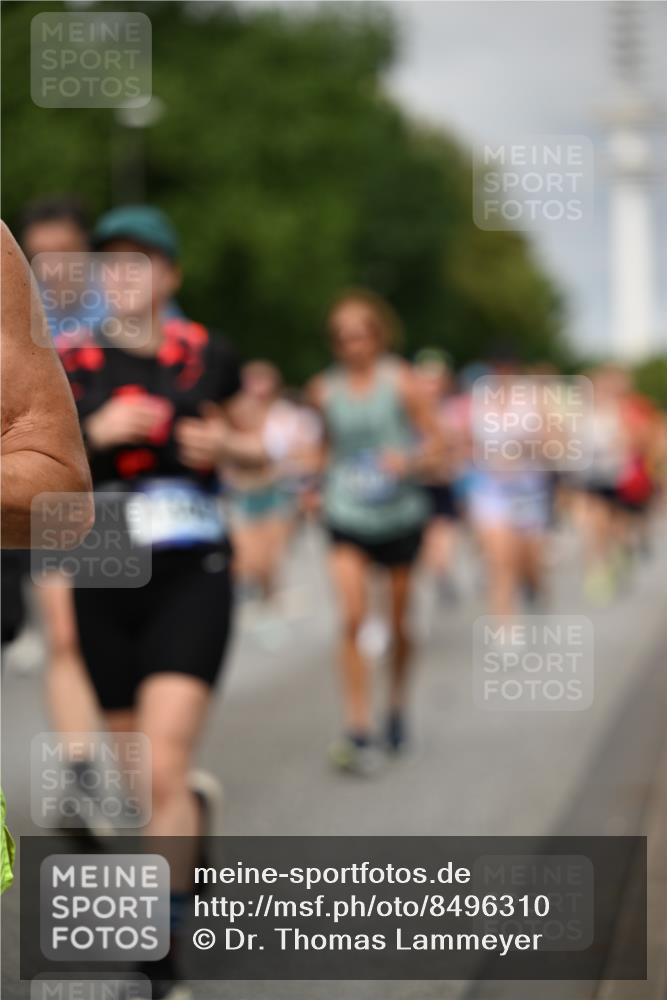 29.06.2025 - hella hamburg halbmarathon Dr. Thomas Lammeyer http://msf.ph/oto/8496310 29.06.2025 10:23:14 Kennedybrücke 1325, 1349, 1718, 1755, 2017, 2096, 2311, 2589, 2781, 2895, 3026, 3105, 3118, 3321, 3529, 3592, 4718, 4722, 4845, 5034, 5098, 5323, 6194, 6270, 6477, 6482, 7051, 7252, 7566, 7844, 8575, 8799, 9252, 9549, 9652, 9658, 9756, 9757, 9964, 10037, 10172, 10687, 10816, 11081 meine-sportfotos.de