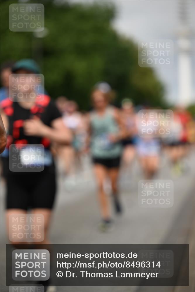 29.06.2025 - hella hamburg halbmarathon Dr. Thomas Lammeyer http://msf.ph/oto/8496314 29.06.2025 10:23:14 Kennedybrücke 1325, 1349, 1718, 1755, 2017, 2096, 2311, 2589, 2781, 2895, 3026, 3105, 3118, 3321, 3529, 3592, 4718, 4722, 4845, 5034, 5098, 5323, 6194, 6270, 6477, 6482, 7051, 7252, 7566, 7844, 8575, 8799, 9252, 9549, 9652, 9658, 9756, 9757, 9964, 10037, 10172, 10687, 10816, 11081 meine-sportfotos.de