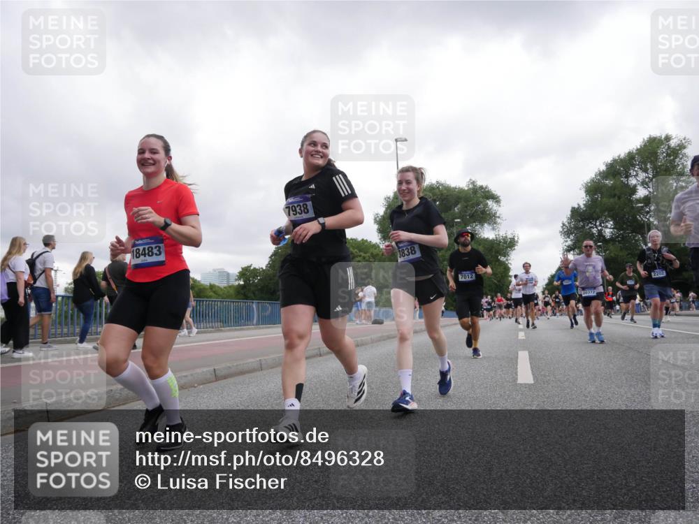 29.06.2025 - hella hamburg halbmarathon Luisa Fischer http://msf.ph/oto/8496328 29.06.2025 10:54:46 Kennedybrücke 18483, 7938, 3838, 7012, 20372, 2202, 1617, 1930, 2202, 2380, 2484, 2485, 3838, 4652, 5286, 5289, 5357, 6945, 7012, 7938, 8410, 10521, 10552, 10636 meine-sportfotos.de