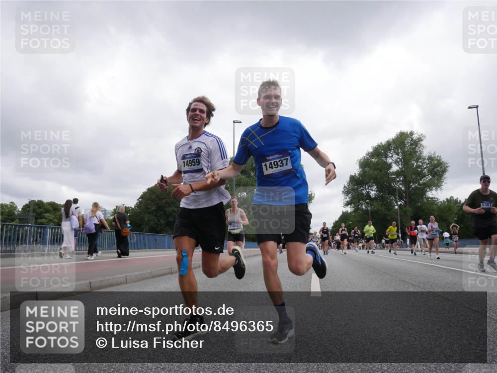 29.06.2025 - hella hamburg halbmarathon Luisa Fischer http://msf.ph/oto/8496365 29.06.2025 10:54:50 Kennedybrücke 14959, 14937, 11034, 5357, 1617, 2202, 2484, 2485, 2736, 2778, 4652, 5286, 5289, 5357, 6091, 6945, 7992, 8410, 10521, 10552, 10636, 10673 meine-sportfotos.de