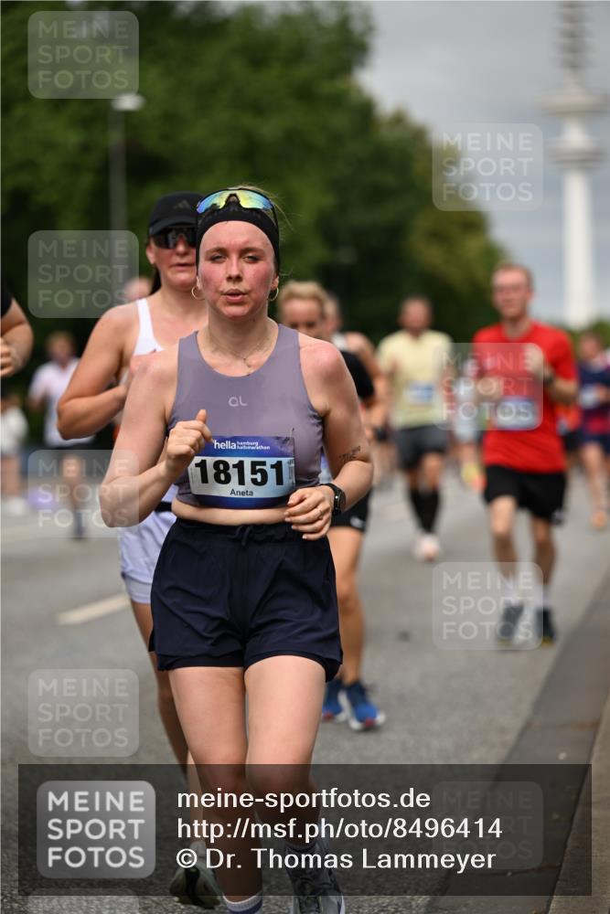 29.06.2025 - hella hamburg halbmarathon Dr. Thomas Lammeyer http://msf.ph/oto/8496414 29.06.2025 10:23:18 Kennedybrücke 1325, 1332, 1349, 1718, 1755, 2017, 2096, 2311, 2589, 2781, 2895, 3026, 3105, 3118, 3529, 4108, 4110, 4718, 4722, 4845, 5034, 5080, 5098, 5323, 5449, 6194, 6270, 6477, 6482, 6542, 6736, 7051, 7143, 7252, 7566, 7844, 8575, 8761, 9252, 9270, 9272, 9652, 9756, 9757, 9856, 9964, 10037, 10124, 10129, 10816, 11081 meine-sportfotos.de