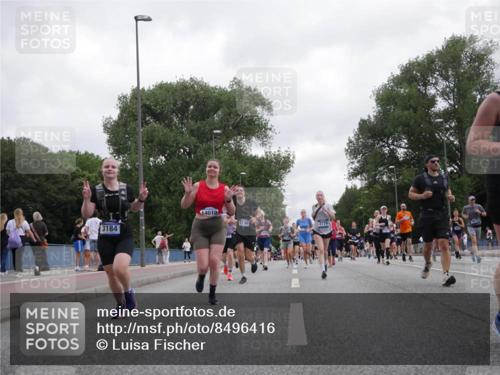 29.06.2025 - hella hamburg halbmarathon Luisa Fischer http://msf.ph/oto/8496416 29.06.2025 10:54:55 Kennedybrücke 3184, 14010, 2736, 1476, 2778, 1617, 2484, 2485, 2736, 2778, 3038, 5716, 6091, 6945, 7825, 7992, 8200, 8621, 10521, 10614, 10673 meine-sportfotos.de
