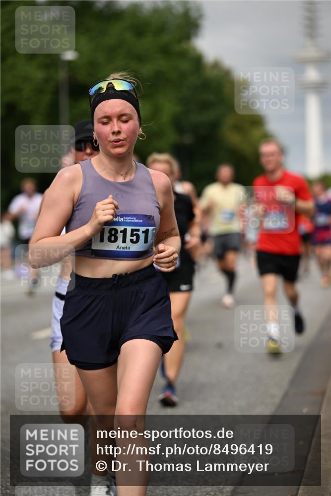 29.06.2025 - hella hamburg halbmarathon Dr. Thomas Lammeyer http://msf.ph/oto/8496419 29.06.2025 10:23:18 Kennedybrücke 1325, 1332, 1349, 1718, 1755, 2017, 2096, 2311, 2589, 2781, 2895, 3026, 3105, 3118, 3529, 4108, 4110, 4718, 4722, 4845, 5034, 5080, 5098, 5323, 5449, 6194, 6270, 6477, 6482, 6542, 6736, 7051, 7143, 7252, 7566, 7844, 8575, 8761, 9252, 9270, 9272, 9652, 9756, 9757, 9856, 9964, 10037, 10124, 10129, 10816, 11081 meine-sportfotos.de