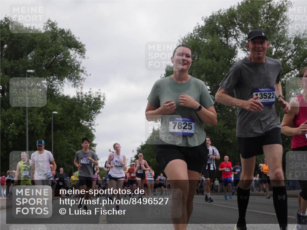 29.06.2025 - hella hamburg halbmarathon Luisa Fischer http://msf.ph/oto/8496527 29.06.2025 10:55:05 Kennedybrücke 15064, 7771, 777, 1667, 5354, 7825, 752, 3522, 1203, 1404, 1418, 3038, 4878, 5062, 5394, 6954, 7770, 7771, 7825, 8040, 8200, 9462, 10614, 10830 meine-sportfotos.de