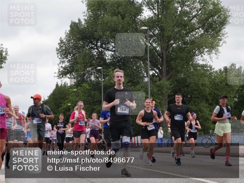 29.06.2025 - hella hamburg halbmarathon Luisa Fischer http://msf.ph/oto/8496677 29.06.2025 10:55:20 Kennedybrücke 28, 1608, 6947, 11609, 587, 19706, 5291, 9582, 594, 7841, 1732, 17326, 11575, 1127, 1997, 3934, 4087, 6456, 7691, 7841, 9220, 9460, 9582, 9583, 9590, 9594, 9673 meine-sportfotos.de