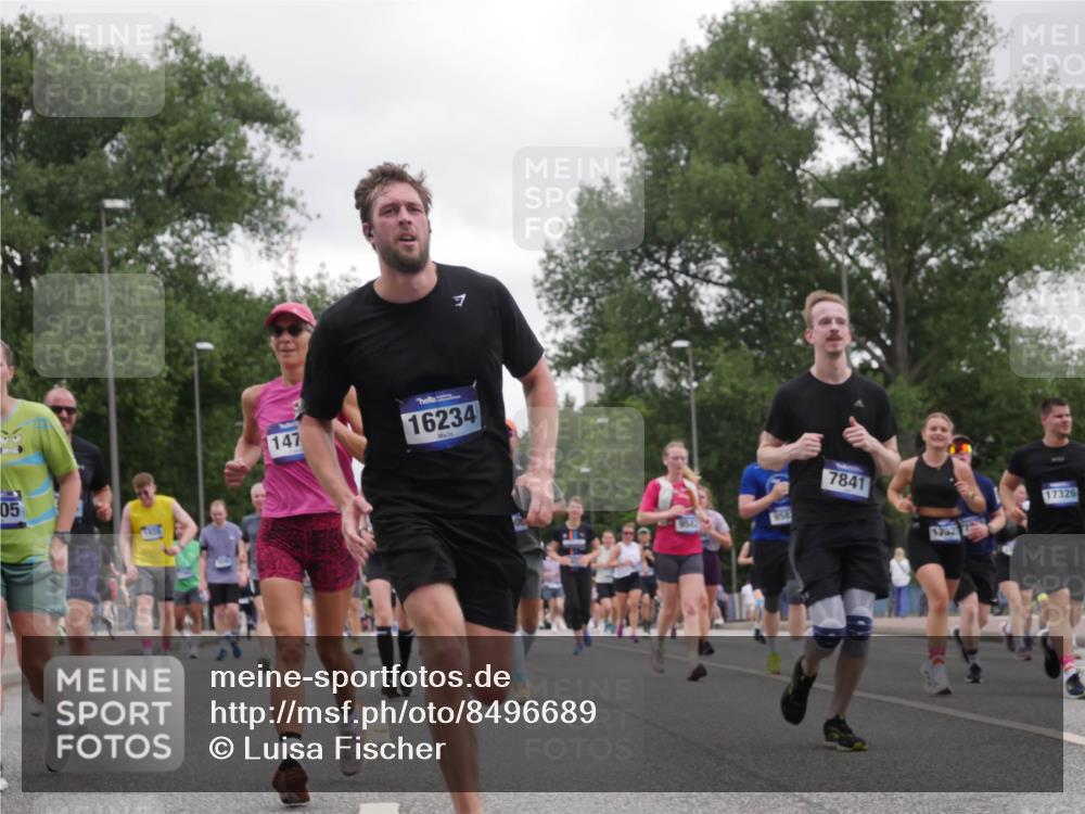 29.06.2025 - hella hamburg halbmarathon Luisa Fischer http://msf.ph/oto/8496689 29.06.2025 10:55:21 Kennedybrücke 1, 05, 147, 16234, 9642, 7841, 17326, 1997, 3934, 4087, 6456, 7691, 7841, 9220, 9460, 9582, 9583, 9594, 9673 meine-sportfotos.de