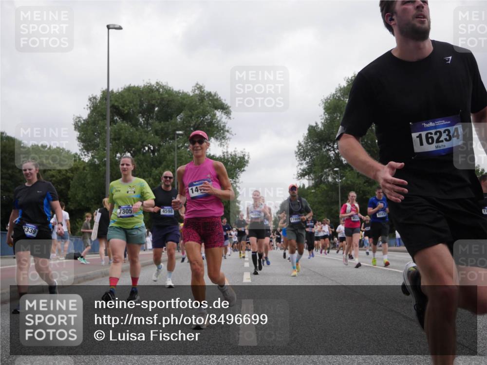 29.06.2025 - hella hamburg halbmarathon Luisa Fischer http://msf.ph/oto/8496699 29.06.2025 10:55:22 Kennedybrücke 7339, 7305, 4598, 14, 1160, 11609, 958, 16234, 1997, 3934, 4087, 6456, 6961, 7691, 7841, 9220, 9460, 9582, 9583, 9594, 9673 meine-sportfotos.de