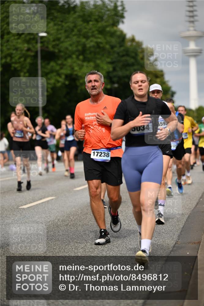29.06.2025 - hella hamburg halbmarathon Dr. Thomas Lammeyer http://msf.ph/oto/8496812 29.06.2025 10:23:26 Kennedybrücke 1159, 1160, 1325, 1332, 1349, 1708, 1718, 1755, 2017, 2311, 2589, 2703, 2781, 2812, 2895, 3026, 3105, 3118, 3529, 4108, 4110, 4722, 5034, 5080, 5098, 5323, 5449, 6249, 6270, 6542, 6736, 7051, 7143, 7252, 7566, 7844, 8575, 8761, 9252, 9270, 9272, 9652, 9856, 10124, 10129, 10540, 11081 meine-sportfotos.de