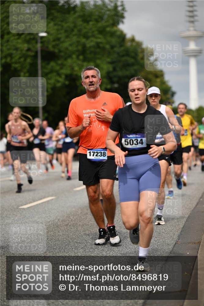 29.06.2025 - hella hamburg halbmarathon Dr. Thomas Lammeyer http://msf.ph/oto/8496819 29.06.2025 10:23:26 Kennedybrücke 1159, 1160, 1325, 1332, 1349, 1708, 1718, 1755, 2017, 2311, 2589, 2703, 2781, 2812, 2895, 3026, 3105, 3118, 3529, 4108, 4110, 4722, 5034, 5080, 5098, 5323, 5449, 6249, 6270, 6542, 6736, 7051, 7143, 7252, 7566, 7844, 8575, 8761, 9252, 9270, 9272, 9652, 9856, 10124, 10129, 10540, 11081 meine-sportfotos.de