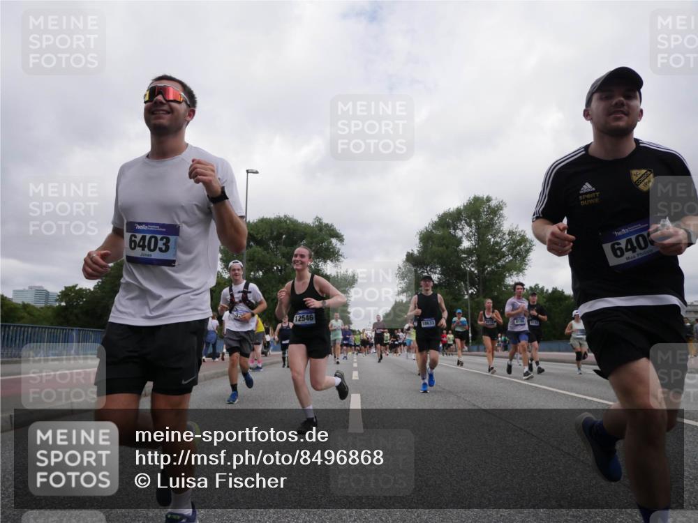 29.06.2025 - hella hamburg halbmarathon Luisa Fischer http://msf.ph/oto/8496868 29.06.2025 10:55:39 Kennedybrücke 6403, 32, 12546, 18633, 1956, 640, 1369, 1978, 3140, 4815, 6406, 6985, 7737, 8194, 8196, 8672, 9068, 9070, 9730, 10296, 10342, 10496 meine-sportfotos.de