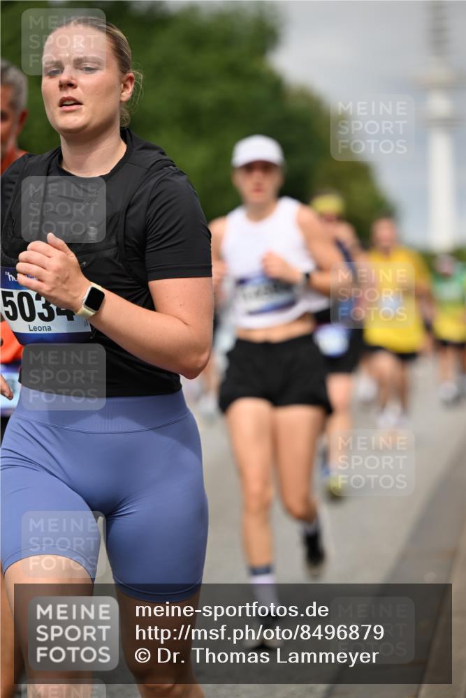 29.06.2025 - hella hamburg halbmarathon Dr. Thomas Lammeyer http://msf.ph/oto/8496879 29.06.2025 10:23:28 Kennedybrücke 1159, 1160, 1325, 1332, 1708, 1718, 1755, 2017, 2311, 2589, 2703, 2781, 2812, 2895, 3105, 3118, 3529, 4108, 4110, 4722, 5034, 5080, 5098, 5323, 5449, 6249, 6270, 6542, 6736, 7051, 7143, 7252, 7566, 7844, 8575, 8761, 9252, 9270, 9272, 9652, 9856, 10124, 10129, 10540, 11081 meine-sportfotos.de
