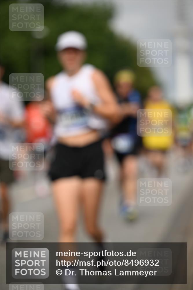 29.06.2025 - hella hamburg halbmarathon Dr. Thomas Lammeyer http://msf.ph/oto/8496932 29.06.2025 10:23:29 Kennedybrücke 1159, 1160, 1325, 1332, 1708, 1718, 1755, 2017, 2311, 2589, 2703, 2812, 2895, 3105, 3118, 3529, 4108, 4110, 4722, 5034, 5080, 5098, 5449, 6249, 6270, 6542, 6736, 7051, 7143, 7252, 7566, 7844, 8575, 8761, 8778, 9252, 9270, 9272, 9652, 9856, 10124, 10129, 10540, 11081 meine-sportfotos.de