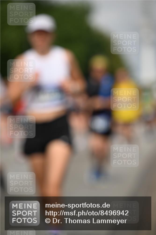 29.06.2025 - hella hamburg halbmarathon Dr. Thomas Lammeyer http://msf.ph/oto/8496942 29.06.2025 10:23:29 Kennedybrücke 1159, 1160, 1325, 1332, 1708, 1718, 1755, 2017, 2311, 2589, 2703, 2812, 2895, 3105, 3118, 3529, 4108, 4110, 4722, 5034, 5080, 5098, 5449, 6249, 6270, 6542, 6736, 7051, 7143, 7252, 7566, 7844, 8575, 8761, 8778, 9252, 9270, 9272, 9652, 9856, 10124, 10129, 10540, 11081 meine-sportfotos.de