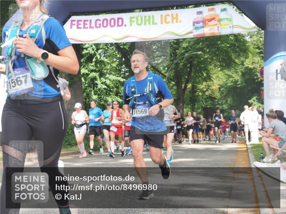 29.06.2025 - hella hamburg halbmarathon KatJ http://msf.ph/oto/8496980 29.06.2025 11:41:31 Zwischen KM18-KM19 2407, 2973, 4355, 8594 meine-sportfotos.de