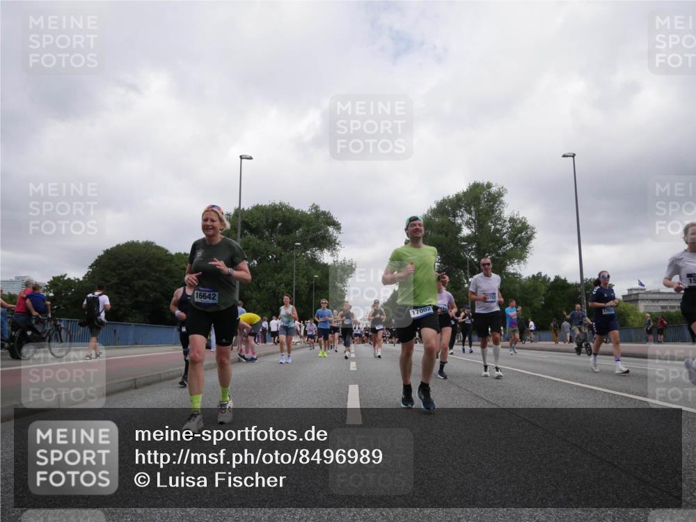 29.06.2025 - hella hamburg halbmarathon Luisa Fischer http://msf.ph/oto/8496989 29.06.2025 10:55:51 Kennedybrücke 16642, 17002, 3152, 1369, 2308, 2593, 3645, 5262, 6671, 7682, 8250, 8251, 10600, 10634, 10693 meine-sportfotos.de