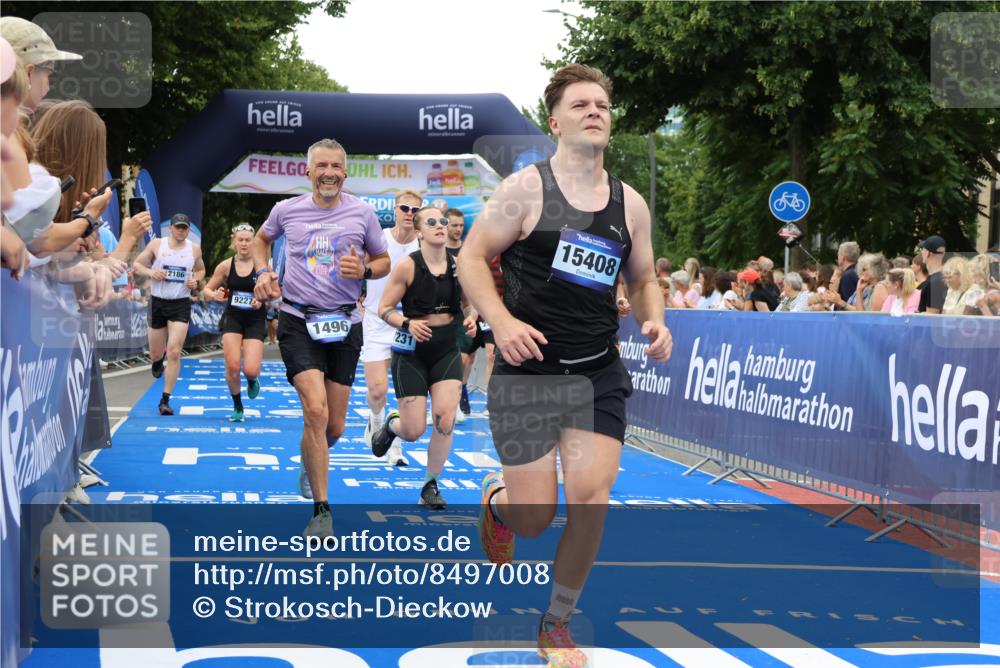 29.06.2025 - hella hamburg halbmarathon Strokosch-Dieckow http://msf.ph/oto/8497008 29.06.2025 10:54:42 Ziel 1125, 1496, 2029, 2561, 3310, 4231, 6587, 7478, 8449, 9012, 9227, 10040, 10044, 10368, 10376, 12186, 12489, 13147, 14239, 15389, 15408, 15584, 17231, 17765, 19000 meine-sportfotos.de