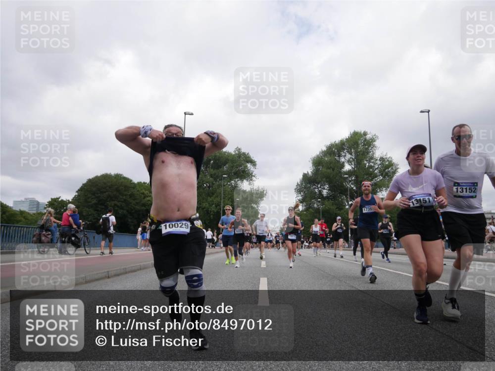 29.06.2025 - hella hamburg halbmarathon Luisa Fischer http://msf.ph/oto/8497012 29.06.2025 10:55:53 Kennedybrücke 1735, 10029, 13151, 13152, 2308, 2593, 3645, 5262, 6671, 7682, 8250, 8251, 10600, 10634, 10693 meine-sportfotos.de