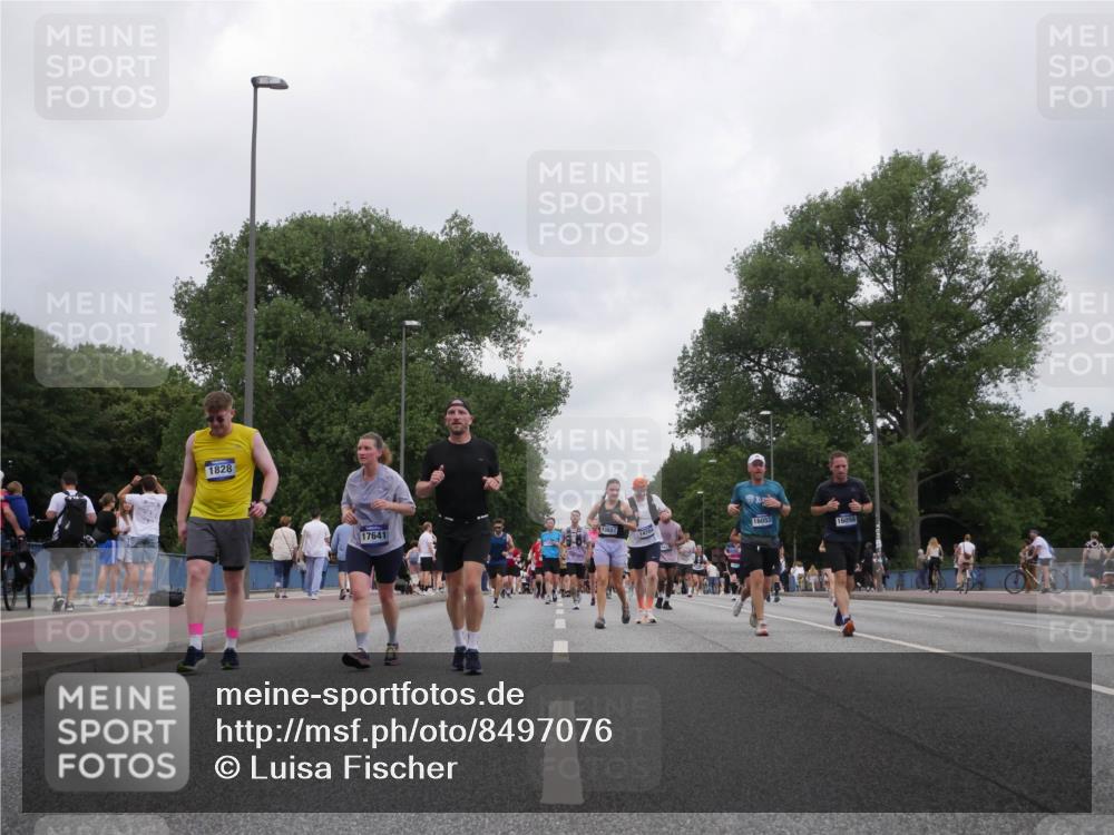 29.06.2025 - hella hamburg halbmarathon Luisa Fischer http://msf.ph/oto/8497076 29.06.2025 10:55:58 Kennedybrücke 1828, 17641, 10884, 14704, 16053, 16056, 2308, 2593, 3227, 3787, 7735, 8250, 8251, 10600, 10634, 10693, 10884 meine-sportfotos.de