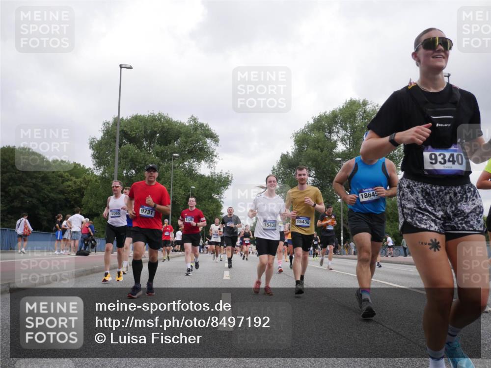 29.06.2025 - hella hamburg halbmarathon Luisa Fischer http://msf.ph/oto/8497192 29.06.2025 10:56:10 Kennedybrücke 9731, 12065, 8125, 15439, 15438, 18751, 18645, 9340, 2420, 2983, 2988, 3227, 6135, 6604, 7032, 7511, 7735, 7871, 9340, 10080, 10417, 10568 meine-sportfotos.de