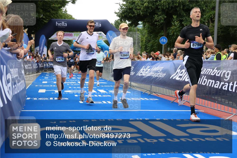 29.06.2025 - hella hamburg halbmarathon Strokosch-Dieckow http://msf.ph/oto/8497273 29.06.2025 10:54:32 Ziel 1125, 2474, 3794, 4868, 5259, 7129, 8798, 9012, 10040, 10368, 10376, 11009, 11797, 11799, 12321, 12489, 12607, 15146, 17765, 19067 meine-sportfotos.de