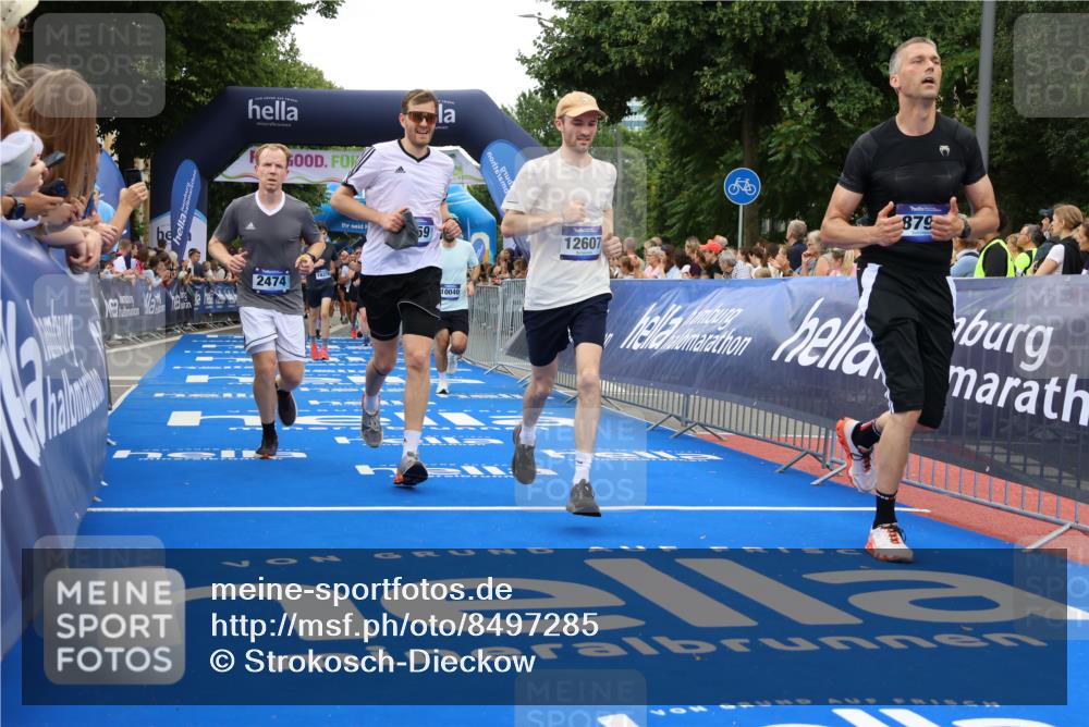 29.06.2025 - hella hamburg halbmarathon Strokosch-Dieckow http://msf.ph/oto/8497285 29.06.2025 10:54:32 Ziel 1125, 2474, 3794, 4868, 5259, 7129, 8798, 9012, 10040, 10368, 10376, 11009, 11797, 11799, 12321, 12489, 12607, 15146, 17765, 19067 meine-sportfotos.de