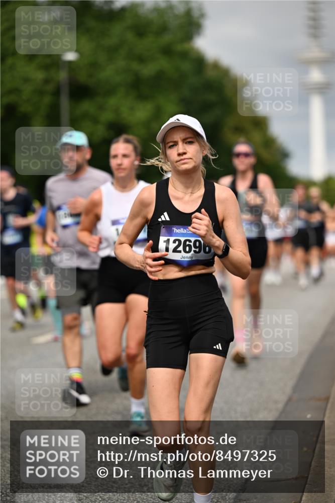 29.06.2025 - hella hamburg halbmarathon Dr. Thomas Lammeyer http://msf.ph/oto/8497325 29.06.2025 10:23:36 Kennedybrücke 1159, 1160, 1325, 1332, 1708, 1755, 2017, 2405, 2589, 2703, 2795, 2812, 2895, 2993, 2995, 3105, 3118, 3446, 4108, 4110, 4170, 4722, 5034, 5080, 5178, 5397, 5429, 5449, 6249, 6270, 6542, 6736, 7143, 7249, 7252, 8427, 8537, 8761, 8778, 9252, 9270, 9272, 9856, 10124, 10129, 10540, 10966, 11081 meine-sportfotos.de