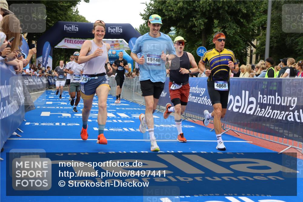 29.06.2025 - hella hamburg halbmarathon Strokosch-Dieckow http://msf.ph/oto/8497441 29.06.2025 10:54:29 Ziel 1442, 2474, 3426, 3794, 4635, 4868, 5259, 6511, 7129, 8772, 8798, 9012, 10040, 10368, 10376, 11009, 11797, 11799, 12321, 12362, 12607, 15146, 16327, 19067 meine-sportfotos.de